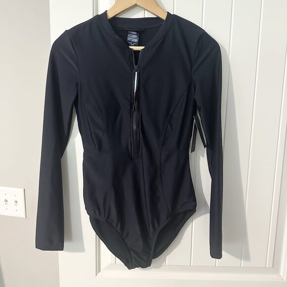 NEW Tommy Hilfiger Classic Bathing Suit One Piece Long-Sleeve Swimsuit Medium - Picture 1 of 5